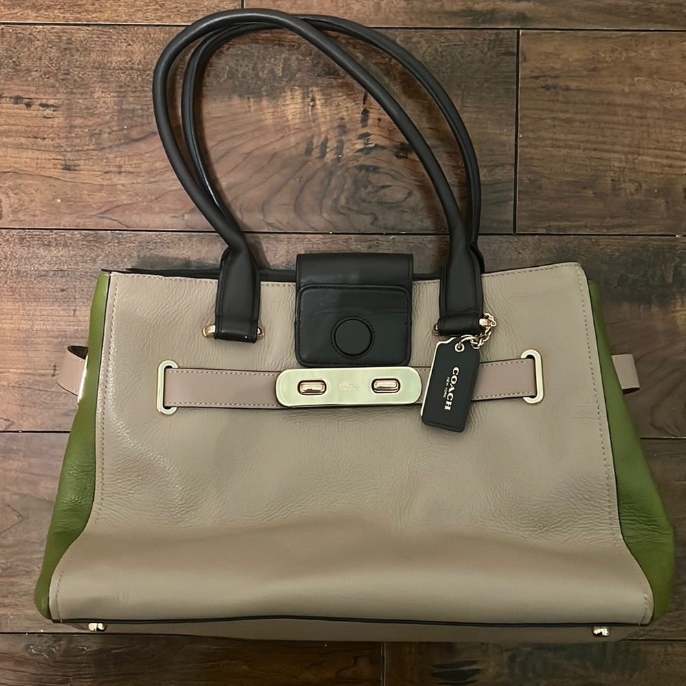Coach Tan, Olive & Navy Leather Shoulder Bag. Length 13” Height 9”